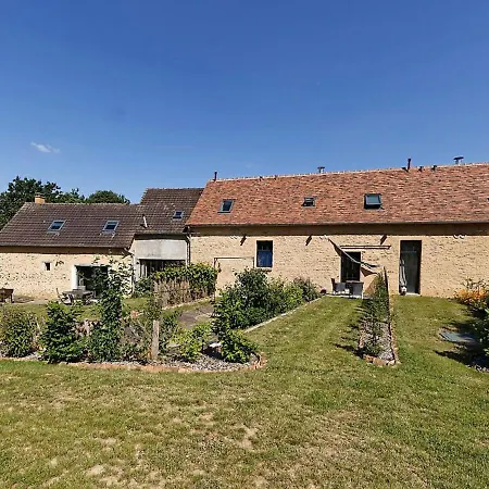 Proche Du Mans : Nature, Objets Atypiques Et Ambiance Familiale - Fr-1-410-249 Holiday home *