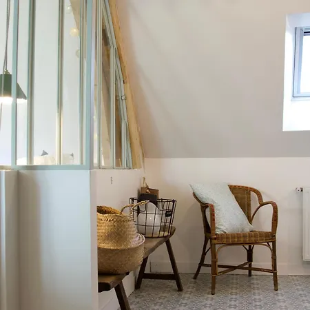 Proche Du Mans : Nature, Objets Atypiques Et Ambiance Familiale - Fr-1-410-249 Louplande