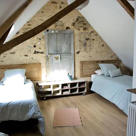 Proche Du Mans : Nature, Objets Atypiques Et Ambiance Familiale - Fr-1-410-249 * Louplande