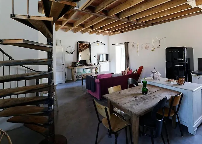 Proche Du Mans : Nature, Objets Atypiques Et Ambiance Familiale - Fr-1-410-249 Ferienhaus