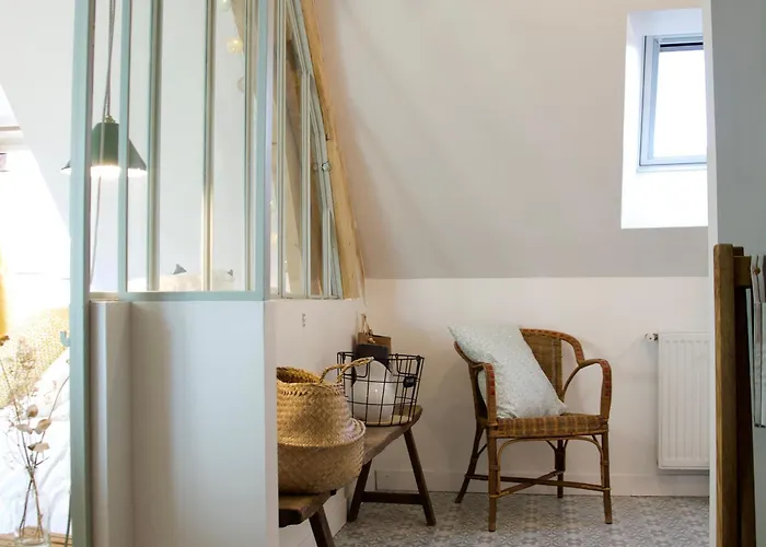 Proche Du Mans : Nature, Objets Atypiques Et Ambiance Familiale - Fr-1-410-249 Louplande